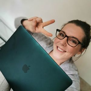 Meet your Posher, Natasha